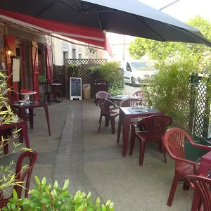 https://hotel-auberge-du-chateau.inbrittany.com